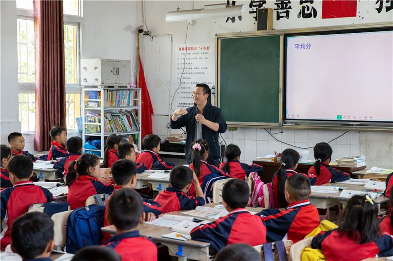 thumb_59f757ef-6d47-449f-b47a-2ae3c48bb7d3.jpg